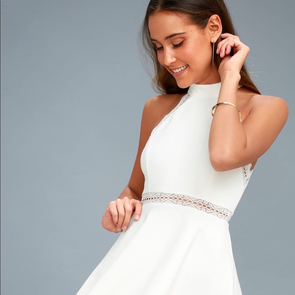 NWOT Lulu’s White Lace Skater Dress Halter Neck
